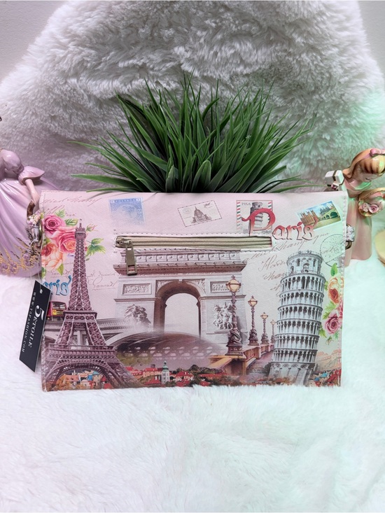 Handbags - NWT Paris Landmark Print Pink Clutch Purse  Wedding Guest Ready Graduation 💞